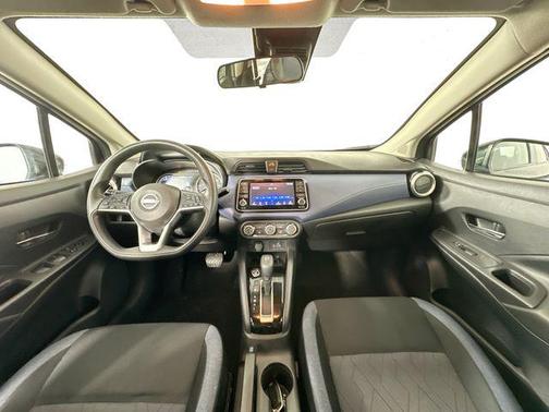 2023 Nissan Versa 1.6 SV