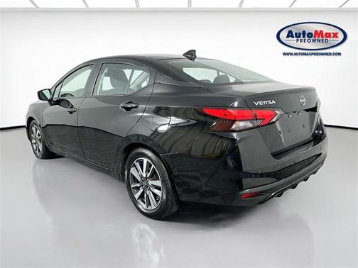 2023 Nissan Versa 1.6 SV