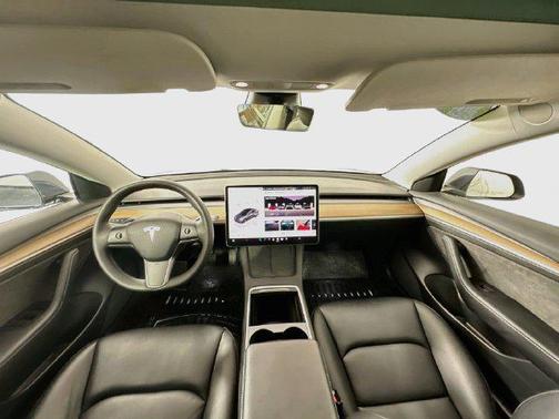 Midnight Silver Metallic 2022 Tesla Model 3 Long Range