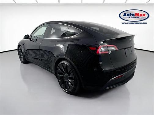 2022 Tesla Model Y Performance Dual Motor All-Wheel Drive