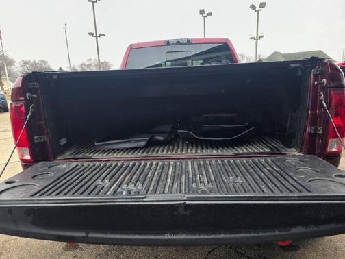 2017 RAM 3500 SLT Mega Cab 4x4 6'4' Box