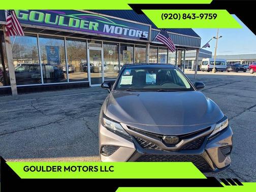 2020 Toyota Camry SE