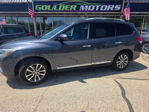 Arctic Blue Metallic 2013 Nissan Pathfinder SL