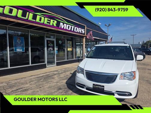 2016 Chrysler Town & Country Touring