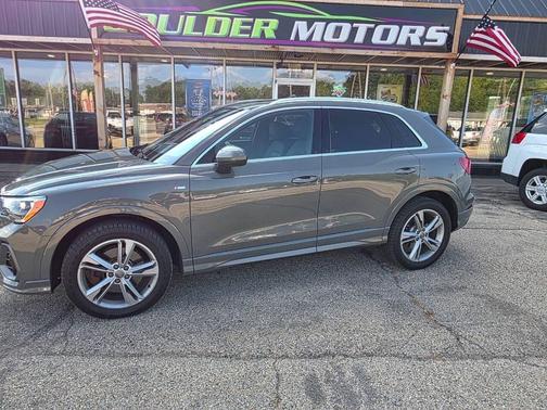 2020 Audi Q3 45 S line Premium