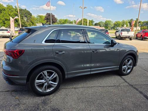 2020 Audi Q3 45 S line Premium