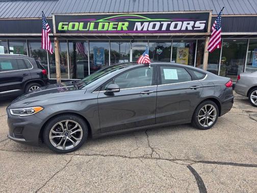 Magnetic 2020 Ford Fusion SEL
