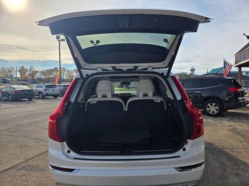 2018 Volvo XC90 Hybrid T8 Inscription