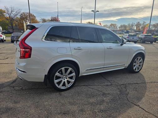 2018 Volvo XC90 Hybrid T8 Inscription