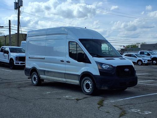 Oxford White 2023 Ford Transit-250 Base