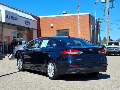 2020 Ford Fusion SE