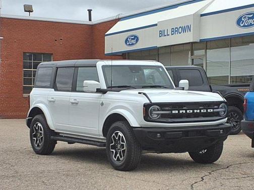 2022 Ford Bronco Outer Banks