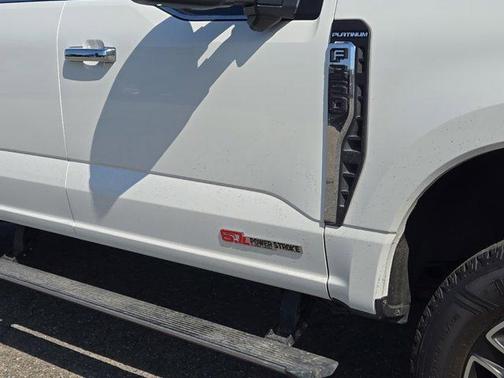 2023 Ford F-350 Platinum