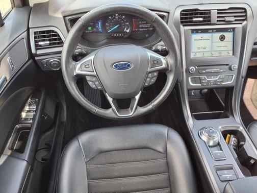 2018 Ford Fusion Hybrid SE