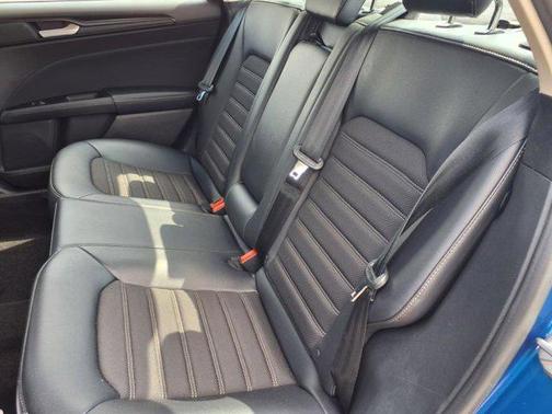 2018 Ford Fusion Hybrid SE