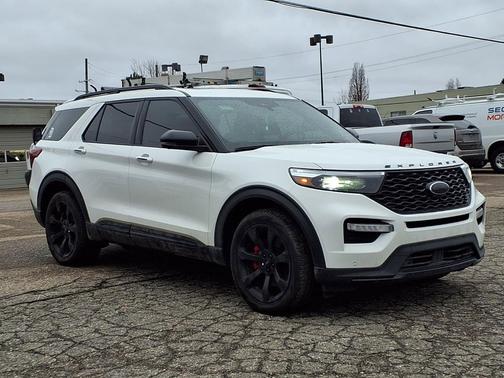 2023 Ford Explorer ST