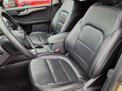 Carbonized Gray Metallic 2021 Ford Escape SEL