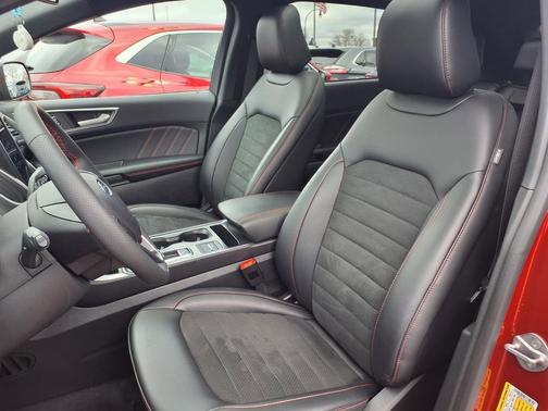 2024 Ford Edge ST Line