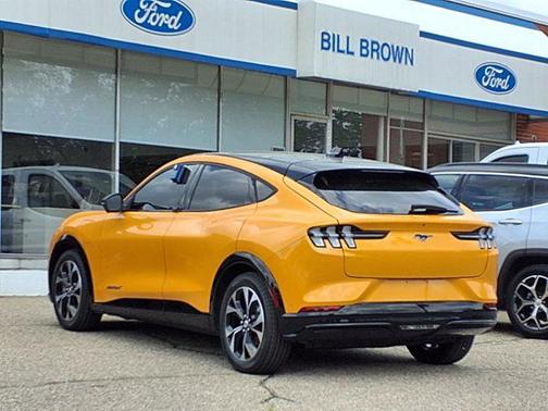 2022 Ford Mustang Mach-E Premium