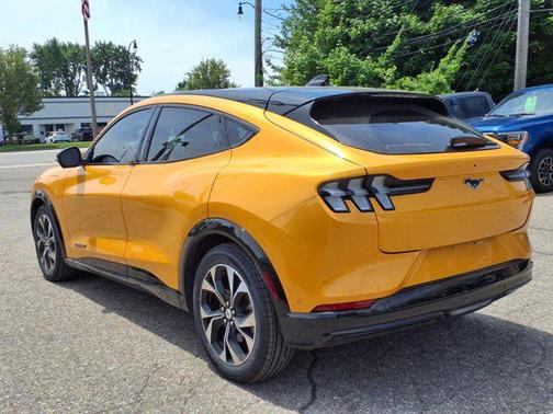 2022 Ford Mustang Mach-E Premium