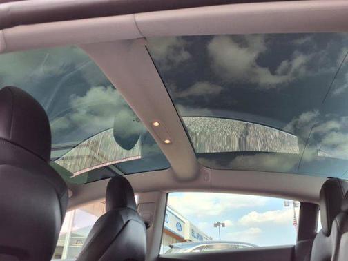 2020 Tesla Model 3 Performance