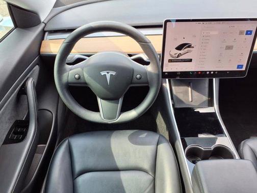 2020 Tesla Model 3 Performance