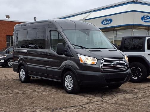 2018 Ford Transit-150 XLT