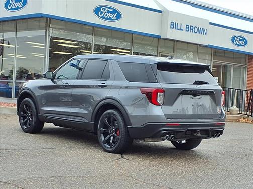 2022 Ford Explorer ST