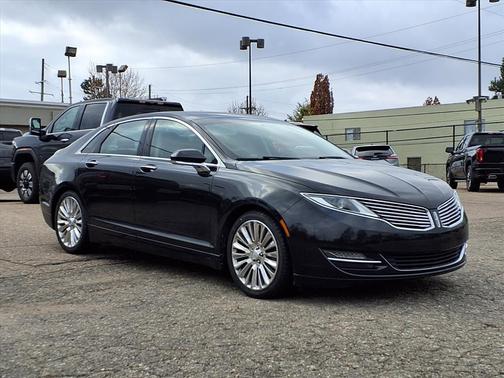 2013 Lincoln MKZ Base