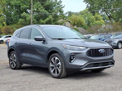 2023 Ford Escape Platinum