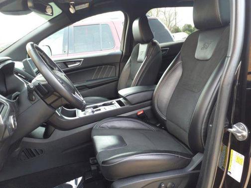 2021 Ford Edge ST