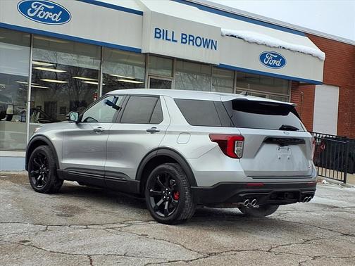 2022 Ford Explorer ST