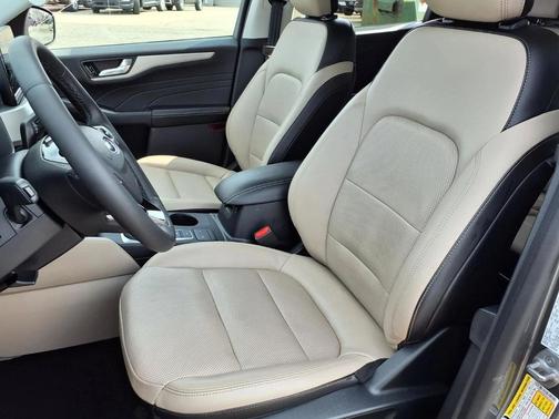 Carbonized Gray Metallic 2022 Ford Escape SEL
