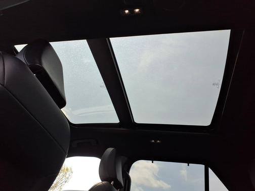 Rapid Red Metallic Tinted Clearcoat 2023 Ford Explorer ST
