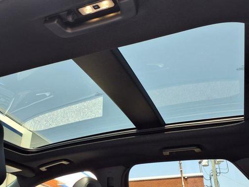2022 Ford Edge ST Line