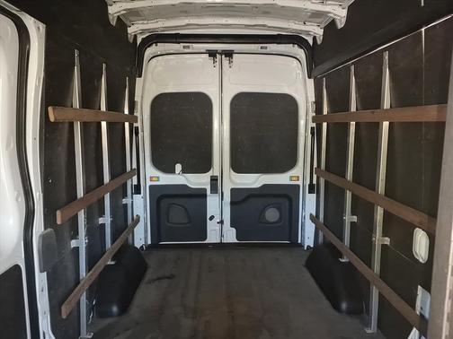 2021 Ford Transit-250 Base
