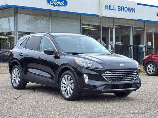 2022 Ford Escape Titanium