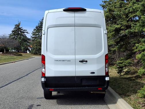 Oxford White 2021 Ford Transit-250 Base