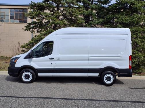Oxford White 2021 Ford Transit-250 Base