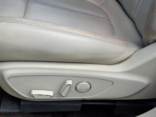 2016 Lincoln MKZ Base