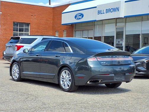 2016 Lincoln MKZ Base