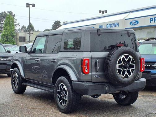 2022 Ford Bronco Outer Banks