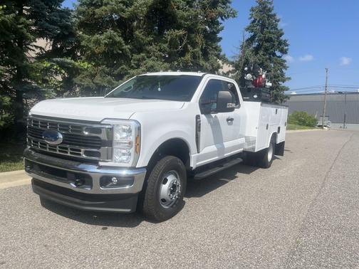 2025 Ford F-350 XL