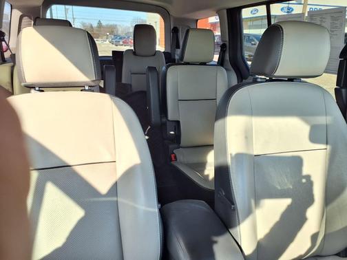 2018 Ford Transit Connect Titanium w/Rear Liftgate