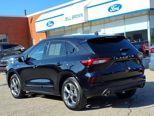 Agate Black Metallic 2024 Ford Escape ST-Line