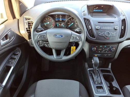 White 2018 Ford Escape SE