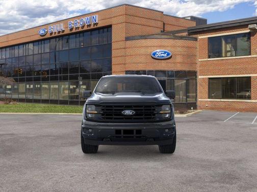 Agate Black Metallic 2026 Ford F-150 XLT