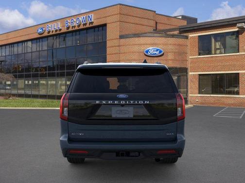 2025 Ford Expedition Max Active 4x4