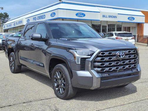2024 Toyota Tundra Hybrid Platinum