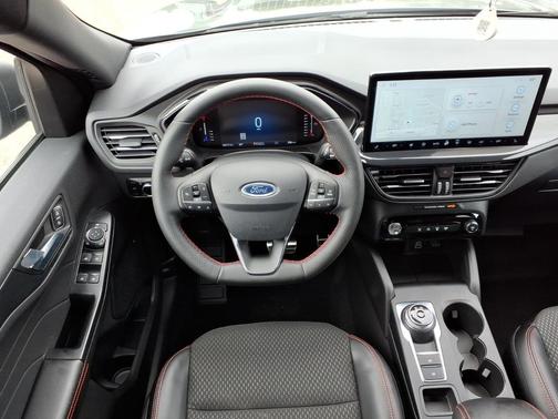 Carbonized Gray Metallic 2024 Ford Escape ST-Line